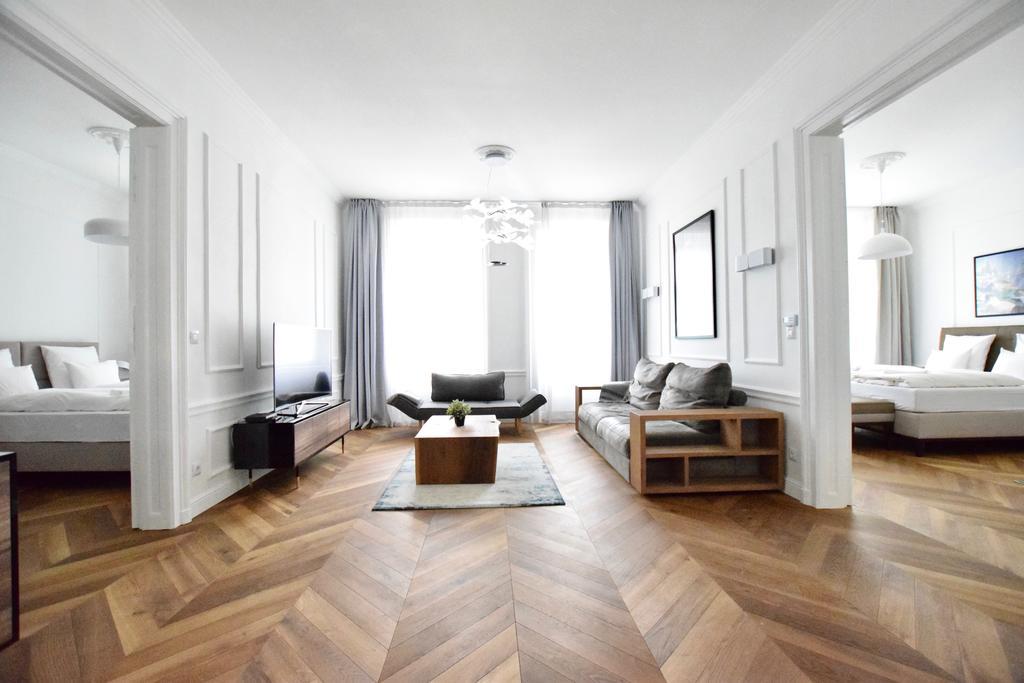 Luxury Apartment By Hi5 - Szervita Suite Budapest Exterior photo